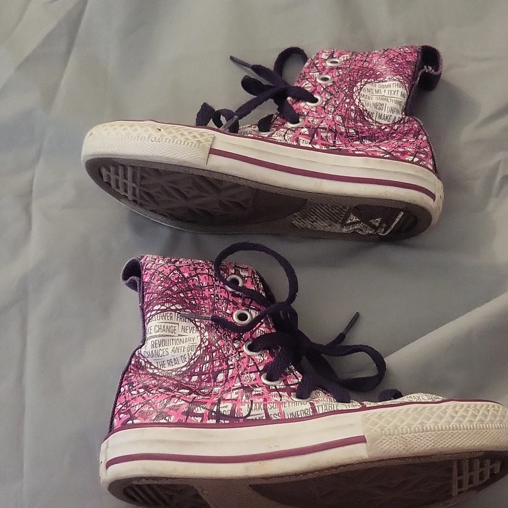 Chuck Taylor Converse All-star child's shoes size 10.5